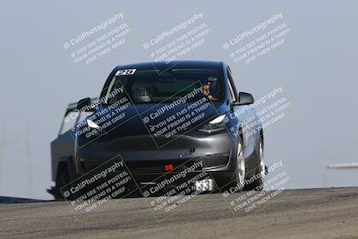 media/Oct-19-2025-Speed Ventures (Sun) [[a6e7fe67be]]/TC B/Session 1 (Grapevine)/